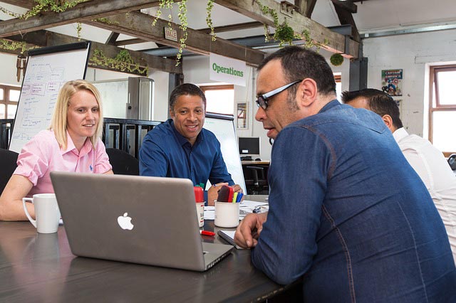 手机轰炸台